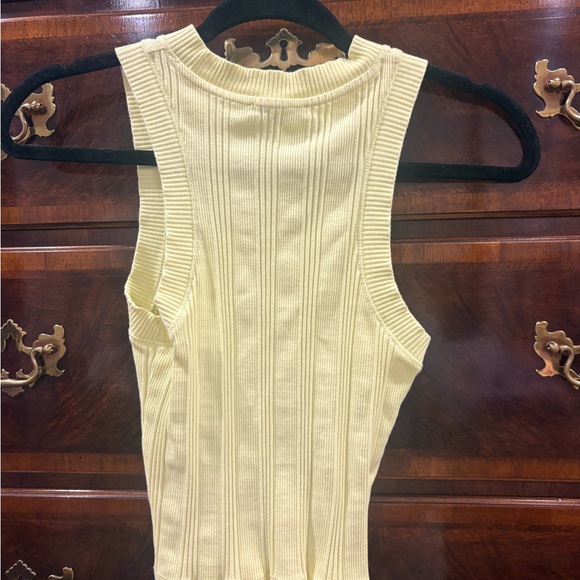 Zara Ribbed Tank Top - Picture 2 of 3